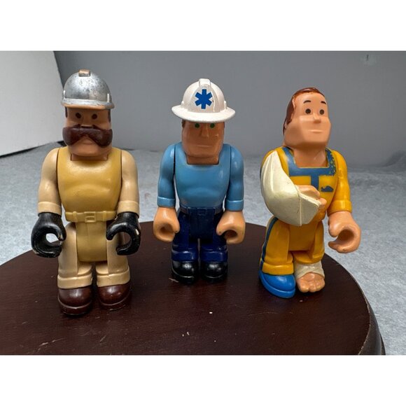 Fisher Price Husky Helpers Set 3 Figures - Construction Worker Paramedic & Injur - Picture 1 of 16
